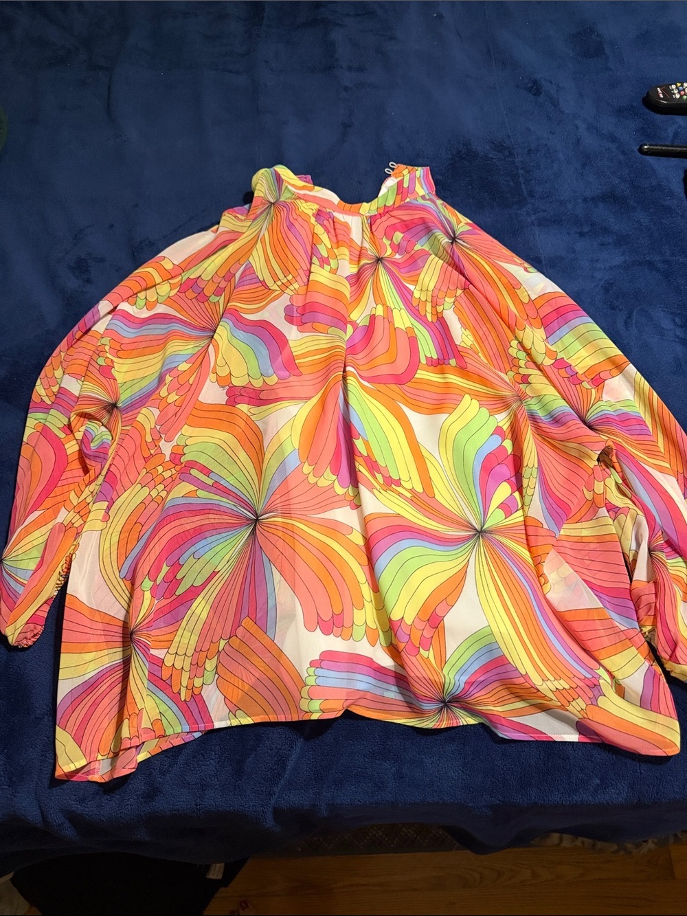 Trina Turk Blouse Size Small
